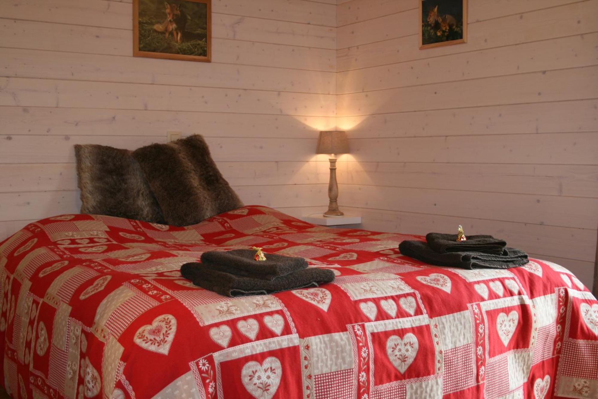 Chambres D'Hotes Les Trappeurs Silence & Nature Tenneville Exteriör bild